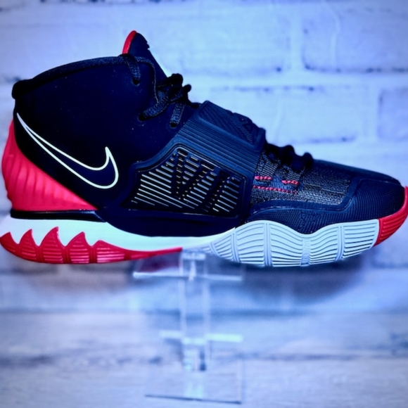 Kyrie 6 BRED NEW with Box Men's Size 10